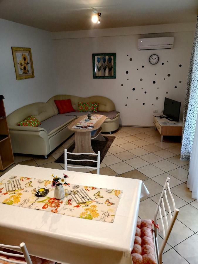 Apartman Olga Umag Eksteriør billede